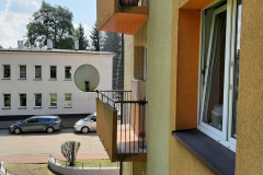 zabezpieczenie-dla-kotow-okna-balkony-8